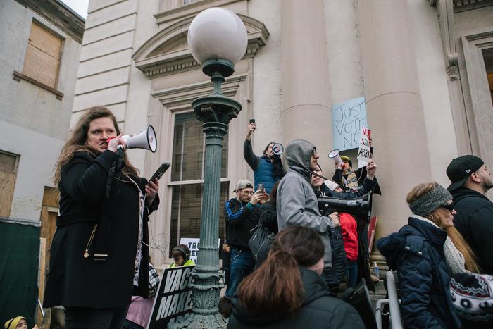 How Anti-Vaccine Activists Defeated a Bill to End Religious Exemptions