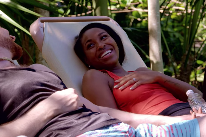 'Love Is Blind' Clip Reveals Lauren's Pet Peeves