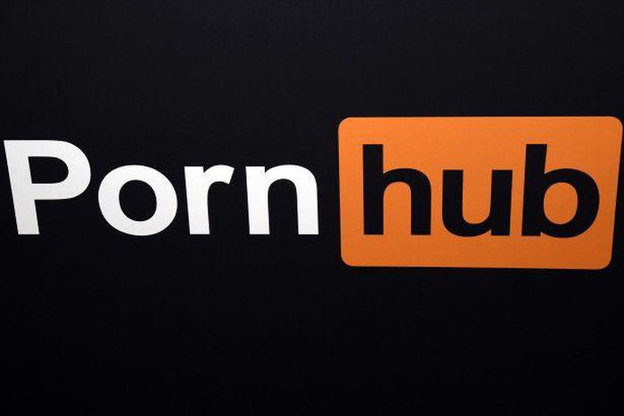 Pornhub announces packages for health workers fighting the spread of COVID-19