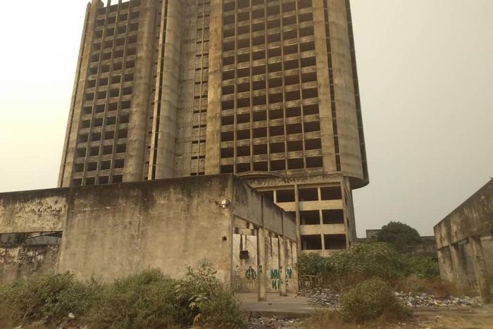 The side view of the building (Pulse)