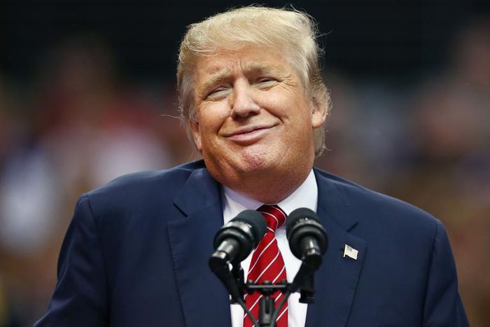 Trump Denies COVID Test Shortage Despite Evidence