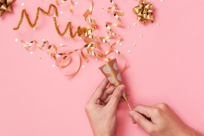 Dr. Pimple Popper Squeezes Tons Of Blackheads