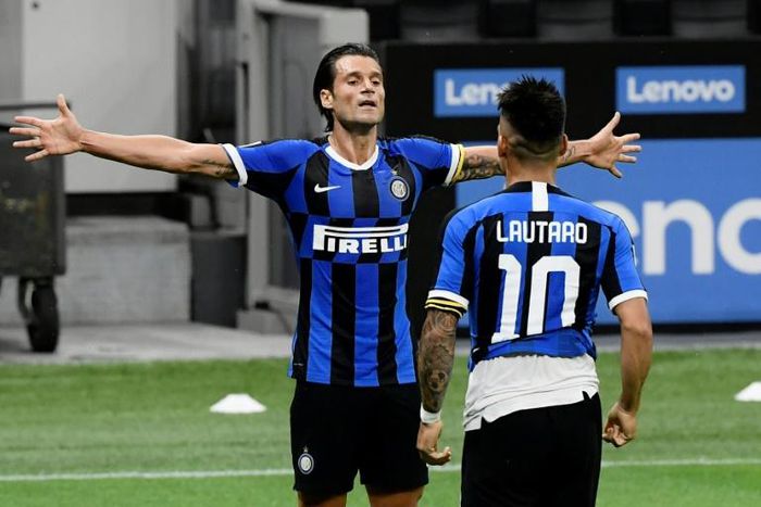 On target: Inter Milan's Antonio Candreva