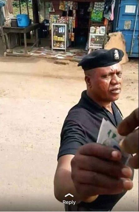 Police bribery is a thing on Nigerian roads (Twitter Nigeria meme factory)
