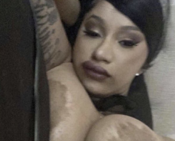 The rapper releases a photo of herself shirtless via her Instagram page. [LIB]