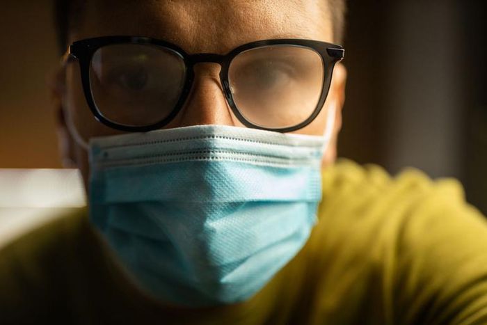How to Keep Your Mask from Fogging Up Your Glasses