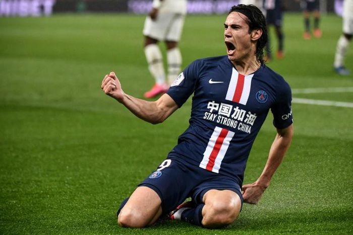 Edinson Cavani has joined Manchester United on a one-year deal