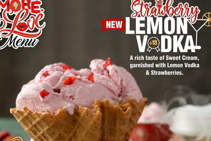 There's something smoother, tastier and creamier about Cold Stone Creamery and we're here for it!