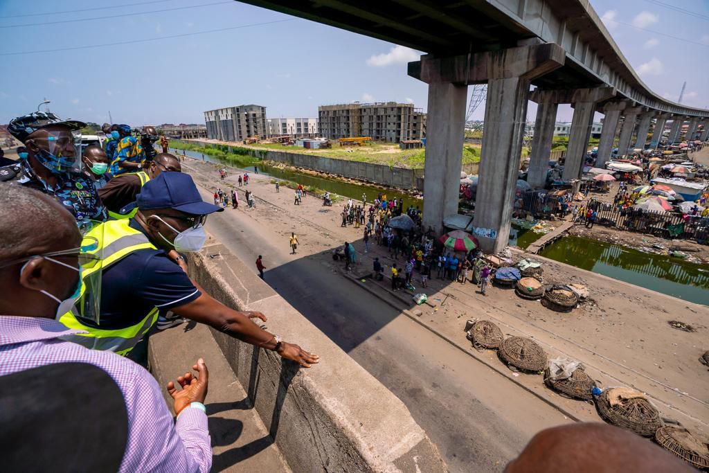 Lagos State Governor Mr Babajide Sanwo-Olu during an inspection tour at Marine Bridge, Apapa, on Sunday. [Twitter/@jidesanwoolu]