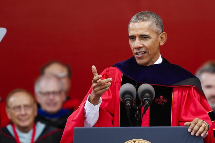 Class of 2020 Asks Obama for Virtual Commencement