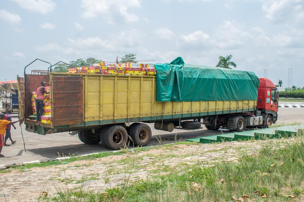 Ogun: The yellow and green trucks circling Nigeria: Flour Mills of Nigeria continues to feed the nation amidst the Coronavirus pandemic