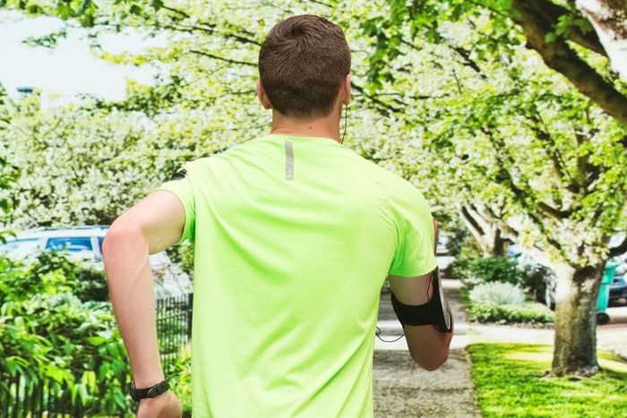 Watch This Guy Runs Full Marathon Around His House