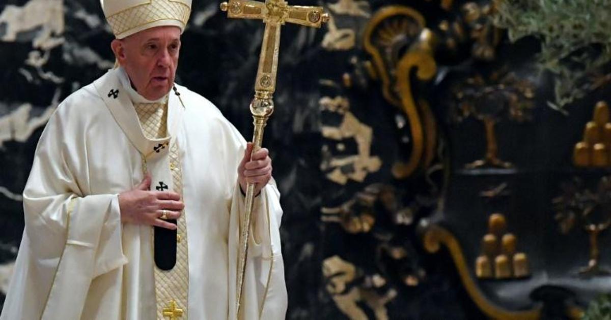 Pope guides locked-down world through virtual Easter