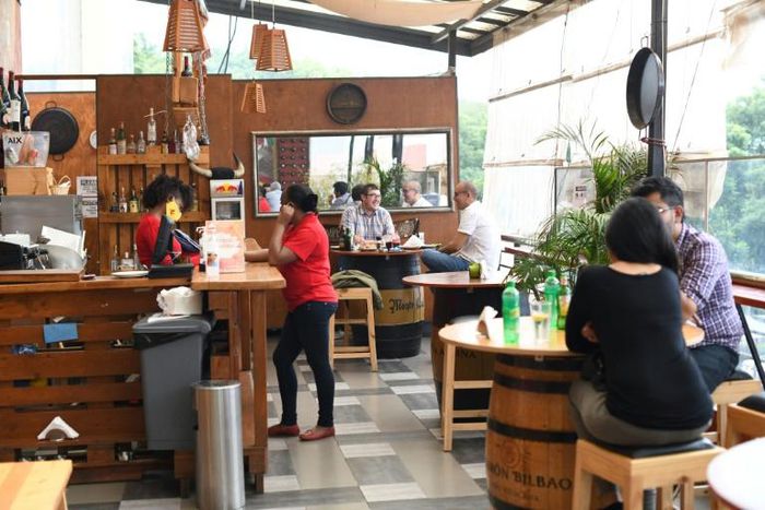 Restaurants in Kenya must close from 7:00 pm