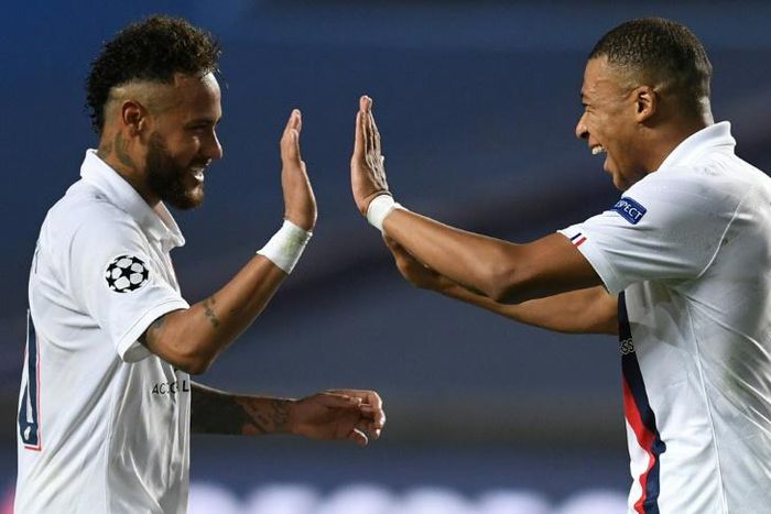 Star roles: Neymar and Kylian Mbappe celebrate