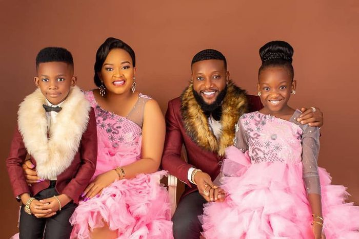 KCee and his family [Instagram/MisseIjay]