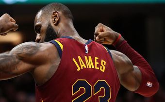 LeBron James Shares Video of His At-Home Workout