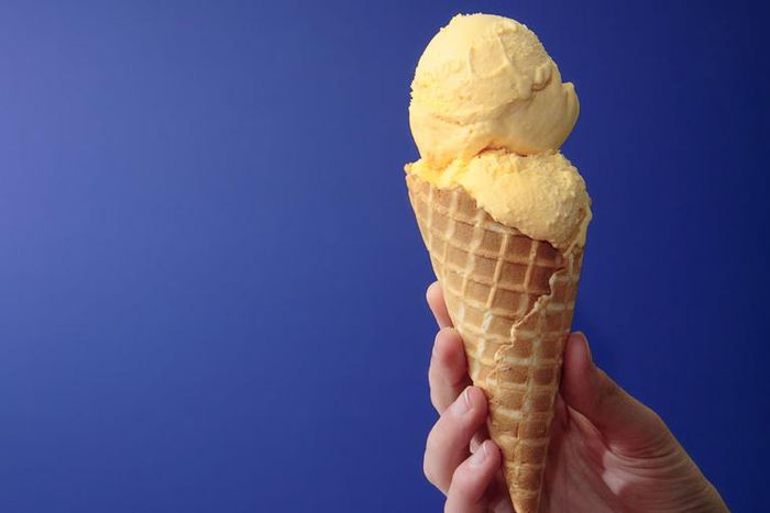 Dr. Pimple Popper Pops a 'Vanilla Ice Cream' Cyst