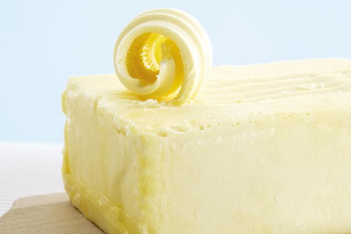 Dr. Pimple Popper Pops Oily, Buttery Cysts