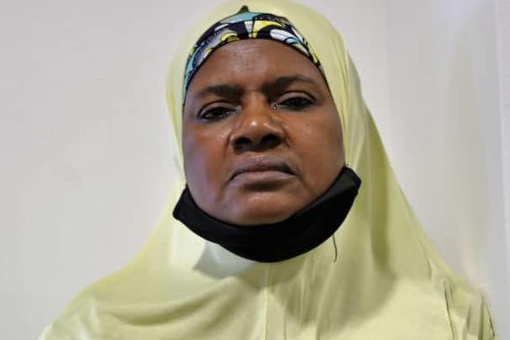 EFCC arrests woman alleged to have duped job seeker of N3m. [Twitter/@officialEFCC]