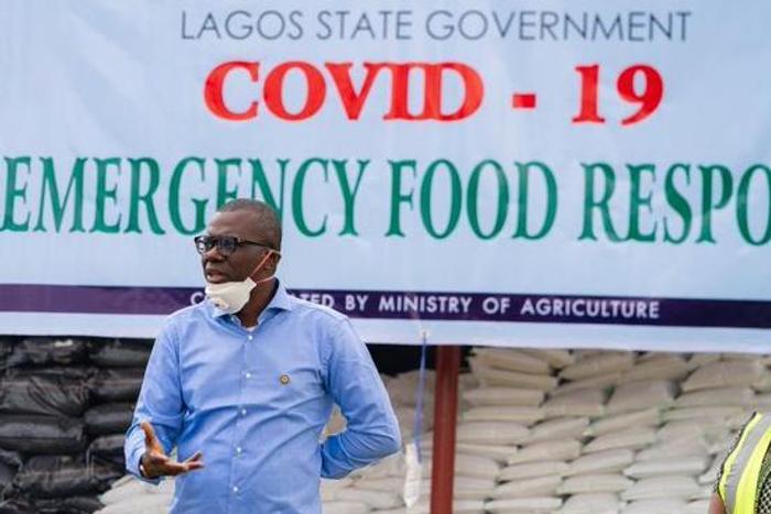 Gov Sanwo-Olu commences distribution of food to coronavirus hit Lagos (Twitter: @Jidesanwoolu)