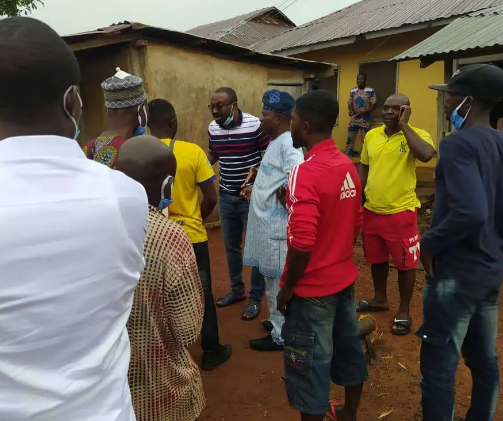 Olubunmi Tunji-Ojo arrives to vote (TheCable)