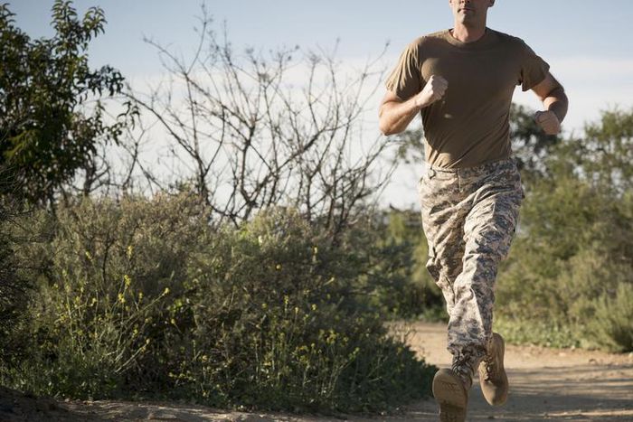 This CrossFitter Just Did 16 Murphs in a Row