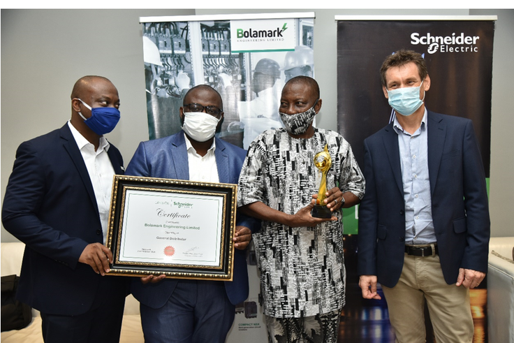 Schneider rewards Azeez