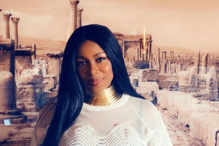 Regina Askia [Instagram/ReginaAskia]