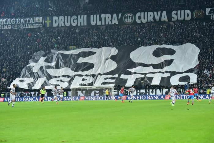 Thirty-nine people, mainly Juventus fans, died in the 1985 Heysel disaster