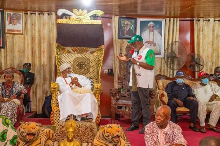 Gov Akeredolu and  Paramount Ruler of Akure Kingdom, Oba Ogunlade Aladetoyinbo Aladelusi