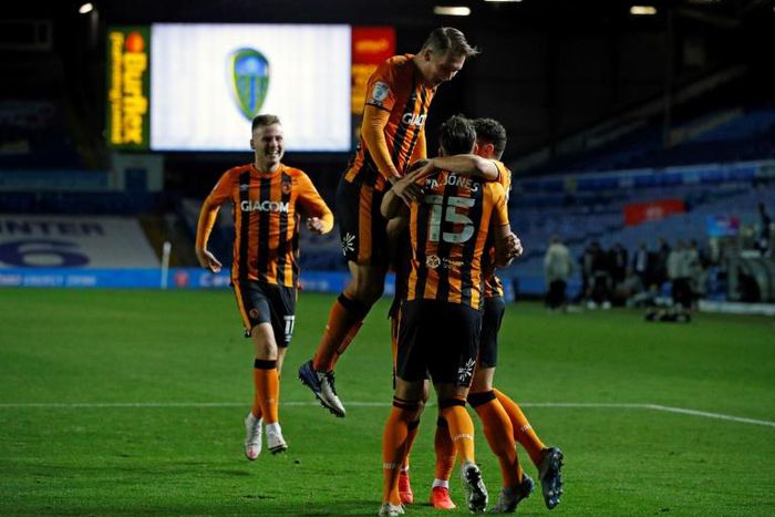 Tiger Kings: Hull beat Yorkshire rivals Leeds 9-8 on penalties