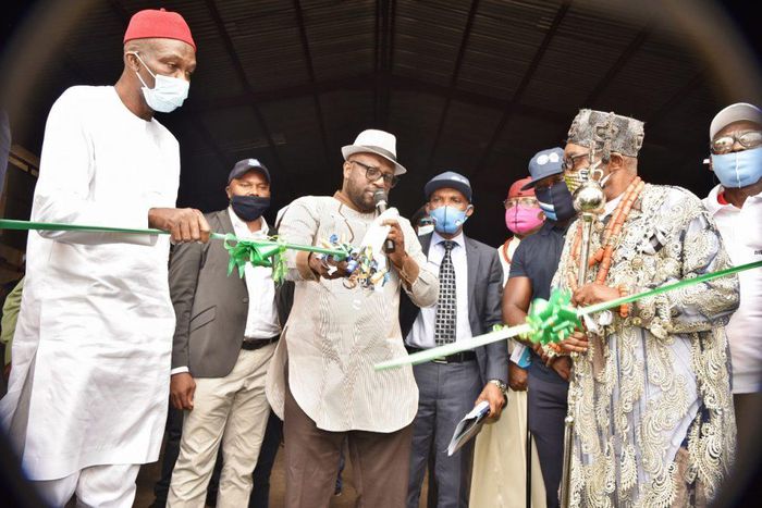 NDDC Acting-Managing Director, Prof. Kemebradikumo Pondei flagging off the distribution of medical supplies and relief items in Port Harcourt. [NAN]