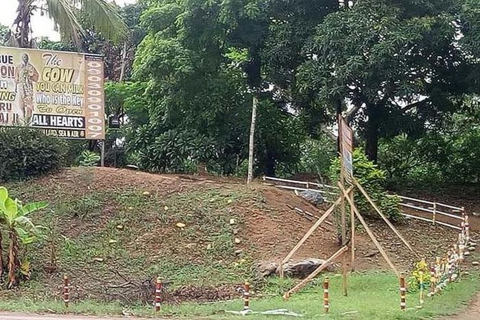 4 injured as suspected landgrabbers invade Guru Maharaj Ji’s land. [The Sun]