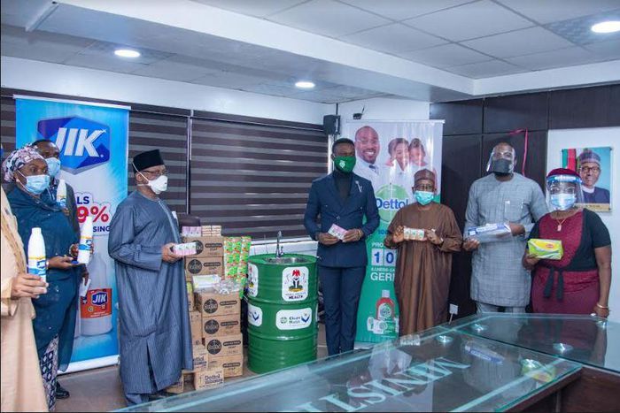 Dettol and Jik donate hygiene products to the Federal Ministry of Health.  (Dettol)