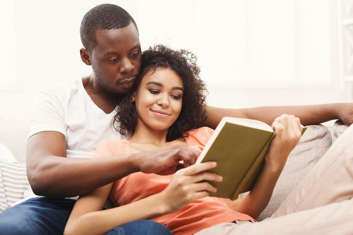 Ladies: 5 signs that guarantee he cares about you
