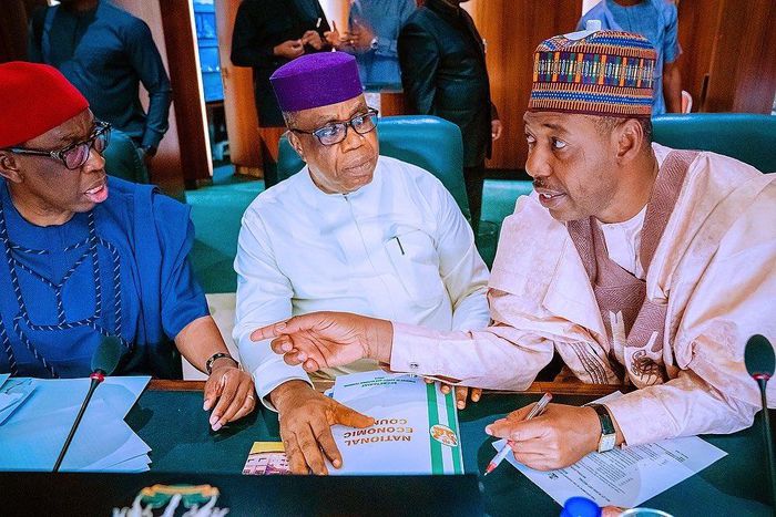 Delta state Governor, Patrick Okowa (Extreme right) and Borno state Governor, Babagana Umara Zulum (Extreme Left). [Twitter@PatrickOkowa]