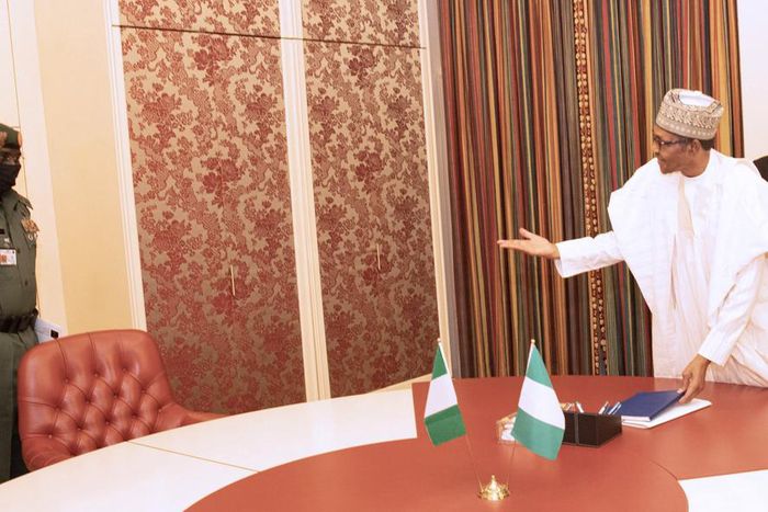 Buratai briefs Buhari on successes of troops against Boko Haram/ISWAP in Northeast. [Twitter/@NGRPresident]