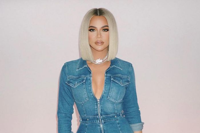 Khloe Kardashian says she suffered from terrible headaches coupled with vomiting [Instagram/KhloeKardshian]