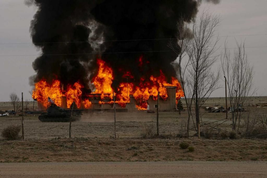 The Mount Carmel compound burning in Waco.