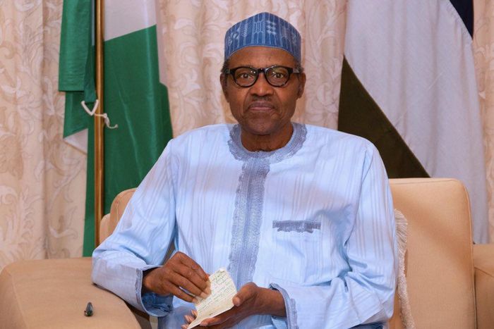 President Muhammadu Buhari receiving briefings from the Presidential Task Force on COVID-19. [Twitter/@BashirAhmaad]