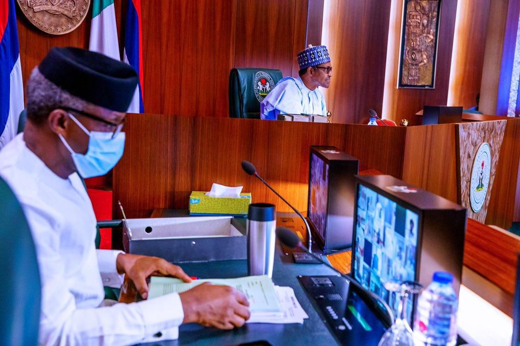 Ministries make presentations as President Muhammadu Buhari presides over virtual Federal Executive Council meeting with Vice President, Yemi Osinbajo in attendance. [Twitter/@BashirAhmaad]
