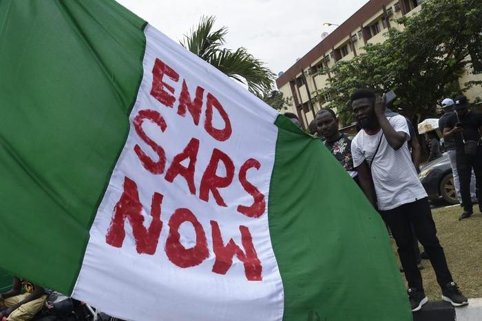#EndSARS: Nigerian Army 'open fire on peaceful protesters' in Lagos