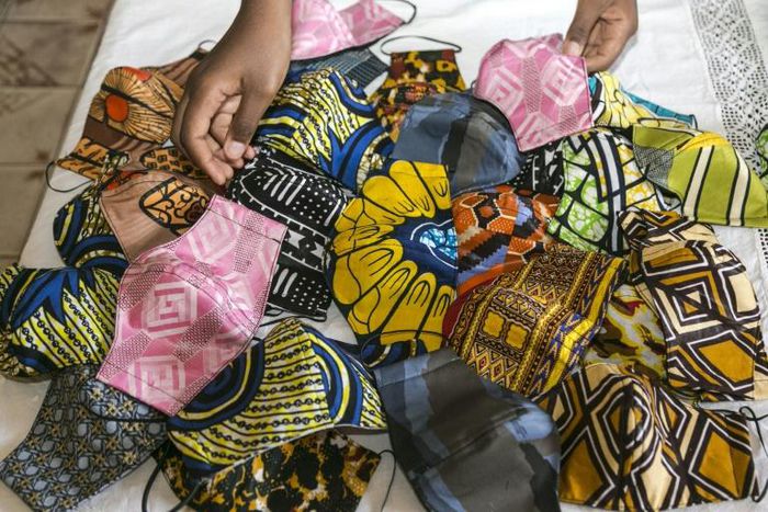 Six people have been detained for "the illegal distribution of masks and hydroalcoholic gel" in Cameroon, their lawyer said