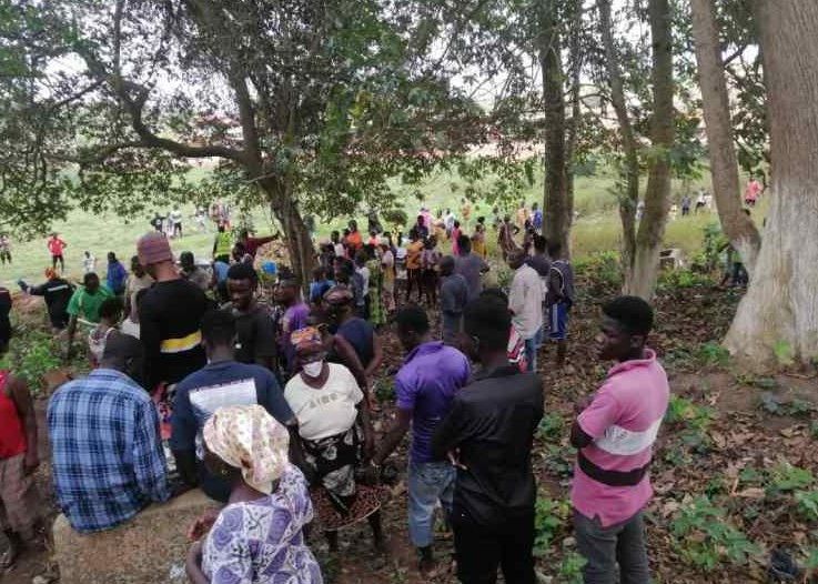 Families storm cemetery to pick exhumed corpses of relatives