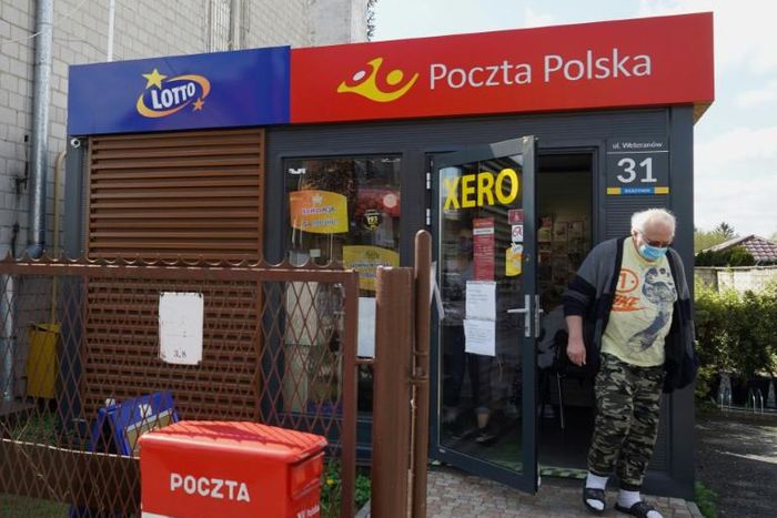 Critics of the planned postal vote say it does not eliminate the risks associated with the coronavirus