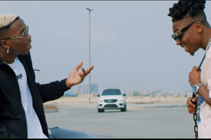 Mayorkun features in Lil Frosh's video for, 'Ko Le Re Body.' (YouTube/DMWHQ)