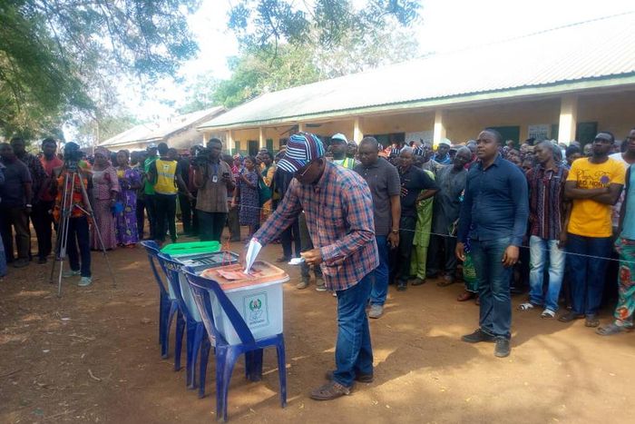 Gov. Samuel Ortom of Benue has advised people who turned out to vote in the state Local Government Council elections on Saturday to leave the polling units after voting. (TheSun)
