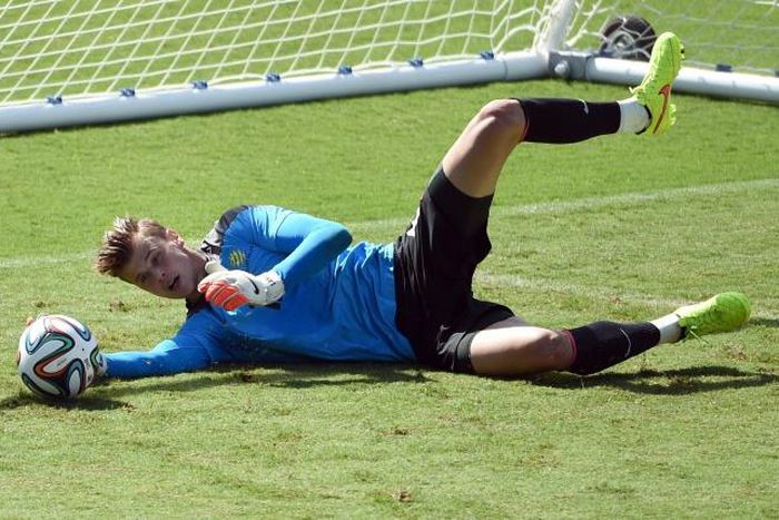 Positive in Japan: Australian Socceroos goalkeeper Mitch Langerak