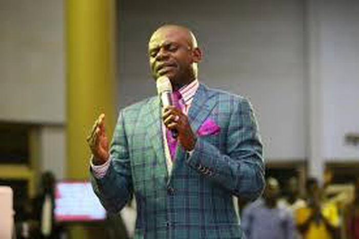 Ghanaian pastor prescribes breast sucking, says it's “the reason why I keep on preaching” (video)